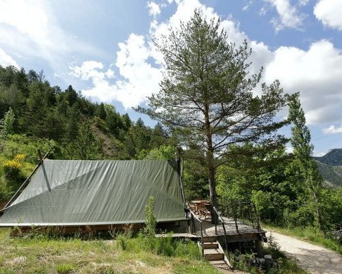 8_cabane-du-trappeur600_400-e1500125263792.jpg