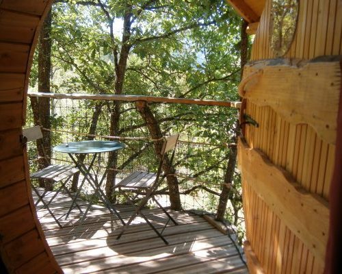 8_la-cabane-du-bosquet-des-chenes600_400-e1500113751240.jpg